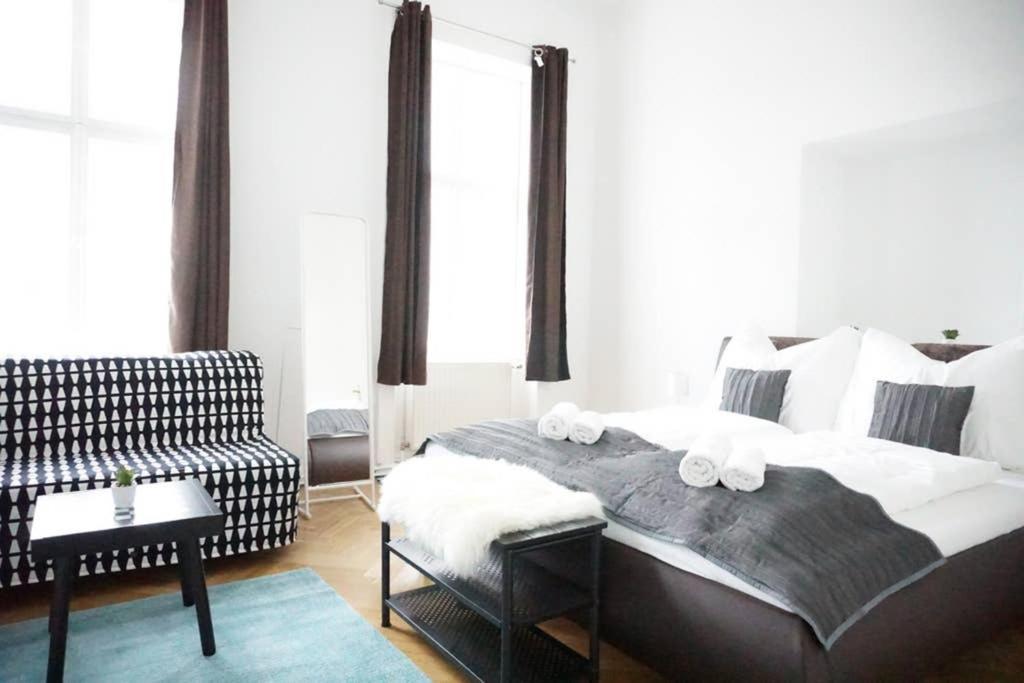 וינה Urban City Apartment - Contactless Check-In מראה חיצוני תמונה